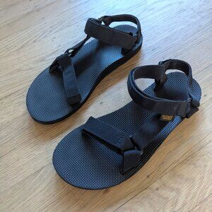 Teva Women's Universal Slide Black Size 8